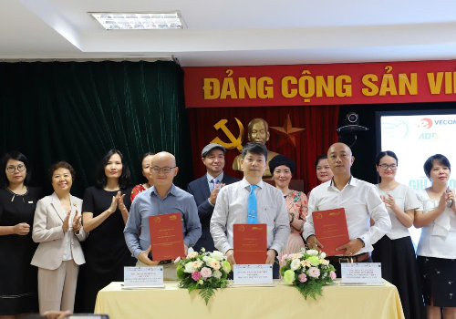 Học viện Phụ nữ Việt Nam gắn kết đào tạo và thực tiễn